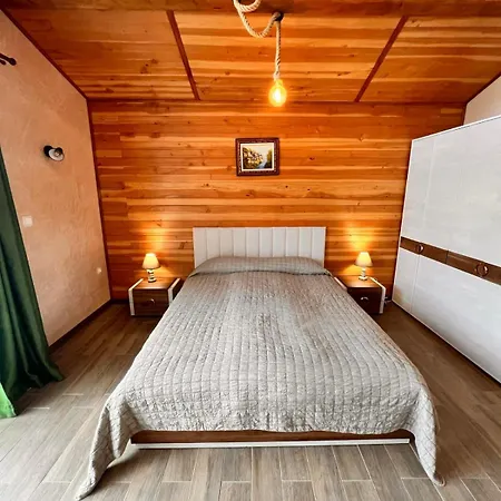 Boutique Murgavets בית הארחה 3*